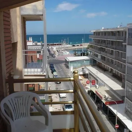 Clibomar Jamaica 2* غانديا